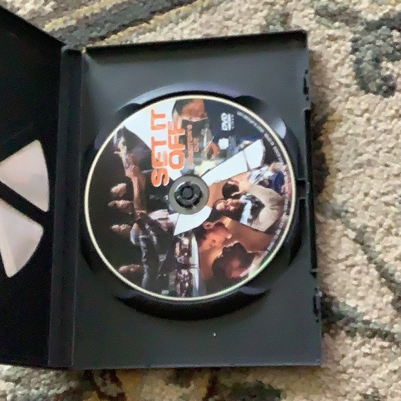 DVD SET IT OFF director’s cut deluxe addition payback survival Rating R … - Picture 5 of 5